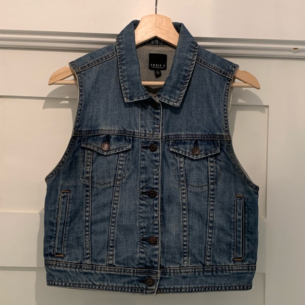 Jean Vest